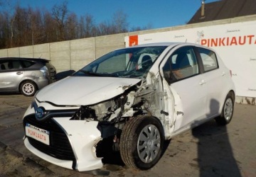 Toyota Yaris III 2016 Toyota Yaris Okazja 1.5 Hybryda 75KM, zdjęcie 9