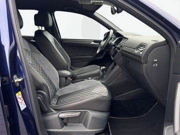 Volkswagen Tiguan Allspace SUV 2.0 TDI 200KM 2021 Volkswagen Tiguan Allspace LED Matrix HAK Keyless R-Line Tempomat Android, zdjęcie 15
