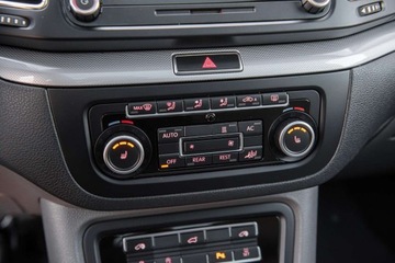 Volkswagen Sharan II Van 2.0 TDI-CR BMT 140KM 2012 VW Sharan 2.0 TDI CR 140PS 7-os Navi Xenon LED bdb Stan Polecam Gwarancja!, zdjęcie 15