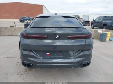 BMW X6 G06 2025 BMW X6 M60I 2025 4.4 Benzyna 523KM, zdjęcie 3
