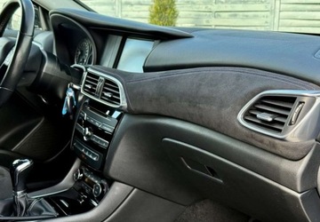 Infiniti Q30 1.6T 122KM 2016 Infiniti Q30 Infiniti Q30 1.6t Premium Tech 1.6 Benzyna 122KM, zdjęcie 11