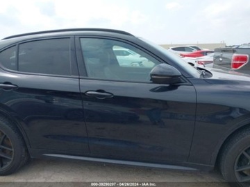 Alfa Romeo Stelvio SUV Facelifting 2.0 Turbo 280KM 2020 Alfa Romeo Stelvio 2020r, TI Sport, 4x4, 2.0L 2.0 Benzyna 280KM, zdjęcie 4