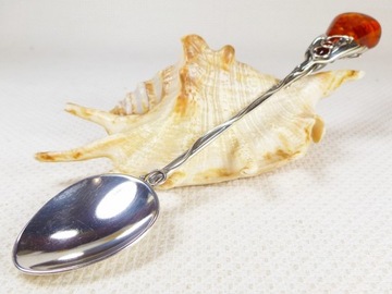 Серебряная чайная ложка с янтарной, ручной работы 926-6