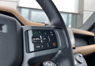 Land Rover Defender IV (L663) Hard Top 90 3.0D R6 250KM 2025 Land Rover Defender 3.0D I6 250 PS AWD Auto X-Dynamic HSE 110 3.0 Diesel, zdjęcie 10