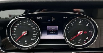 Mercedes Klasa E W213 Limuzyna 2.0 220d 194KM 2017 Mercedes-Benz Klasa E Salon PL 4Matic 9G-Tronic AMG Exterior Burmester Dis, zdjęcie 15