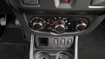 Dacia Duster I SUV Facelifting 1.2 TCe 125KM 2015 Dacia Duster 1.2i 125PS OPŁACONY Bezwypadkowy, zdjęcie 27