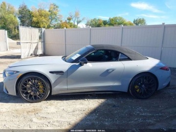 Mercedes SL R232 2022 Mercedes-Benz SL 55 AMG 4Matic 2022 4.0l 4.0 Benzyna 469KM, zdjęcie 2