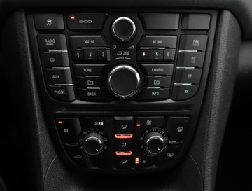 Opel Meriva II Mikrovan 1.4 Twinport ECOTEC 100KM 2012 Opel Meriva 1.4 i, Klima, Klimatronic, Tempomat, zdjęcie 12