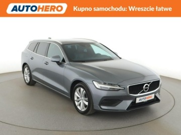Volvo V60 I Kombi Facelifting 2.0 D3 DRIVE-E 150KM 2018 Volvo V60 full LED skóra navi klima auto grzane, zdjęcie 9