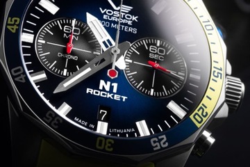 Chronograf męski zegarek na granatowym pasku skórzanym Vostok Europe