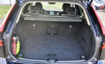 Volvo XC60 II 2021 Volvo XC 60 Volvo XC 60 B4 B Geartronic Momentum Pro 2.0 Benzyna 197KM, zdjęcie 14