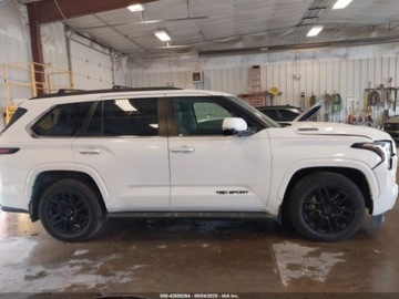 Toyota Sequoia II 2024 Toyota Sequoia Sr5 4x4 3.4 Hybryda 437KM, zdjęcie 6