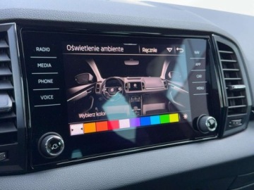 Skoda Karoq Crossover Facelifting 2.0 TDI SCR 150KM 2022 Skoda Karoq LED Matrix ACC Grzane fotele i szyba przednia Kamera AC 3-stre, zdjęcie 31