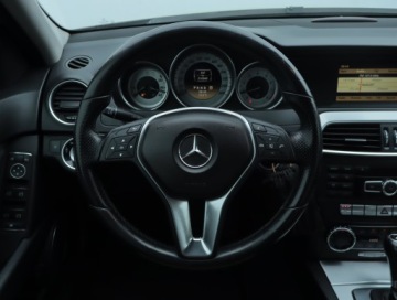 Mercedes Klasa C W204 Limuzyna 1.8 200 CGI BlueEFFICIENCY 184KM 2011 Mercedes C C 200, Salon Polska, Serwis ASO, zdjęcie 19