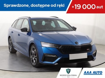 Skoda Octavia IV RS Kombi 2.0 TSI 245KM 2021 Skoda Octavia RS 2.0 TSI, Salon Polska