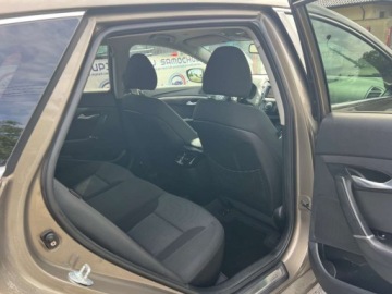 Hyundai i40 Kombi 1.7 CRDi HIGH 136KM 2015 Hyundai i40 LEDY XENON NAWIGACJA PARKTRONIC KAMERA GRZANE FOTELE TEMPOMAT, zdjęcie 6
