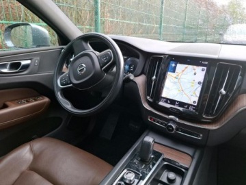 Volvo XC60 II Crossover Plug-In 2.0 T6 Plug-in Hybrid 340KM 2021 Volvo XC 60 T6 Business Executive / Plug In / 1 wł, zdjęcie 4