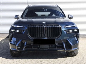 BMW X7 SUV Facelifting 3.0 40d 352KM 2025 BMW X7 xDrive40d Individual Edition Suv 3.0 (352KM) 2025, zdjęcie 2