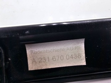 MERCEDES-BENZ SL AMG R231 2013 LIŠTA / TĚSNĚNÍ OKNO DVEŘE ZADNÍCH