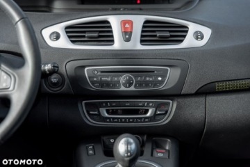 Renault Scenic III Van 1.4 TCe 16v 130KM 2010 Renault Scenic Renault Scenic 1.4 Benzyna 130KM, zdjęcie 33