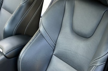 Volvo V60 I Kombi Facelifting 2.0 D2 DRIVE-E 120KM 2018 Volvo V60 LiFT 2,0 Disel Ledy Skóra Klimatronik, zdjęcie 21