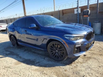 BMW X6 G06 2021 BMW X6 sDrive 40i 2021 3.0 Benzyna 335KM, zdjęcie 4