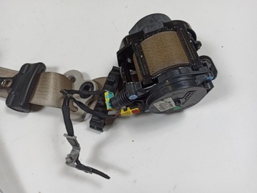 Ремень безопасности Правая пряжка Pacifica 2016 -