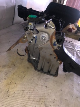 ПЕДАЛЬ СЦЕПЛЕНИЯ И ТОРМОЗА PEUGEOT 308