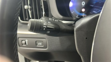 Volvo XC60 II 2021 Volvo XC 60 B4B Momentum, zdjęcie 25