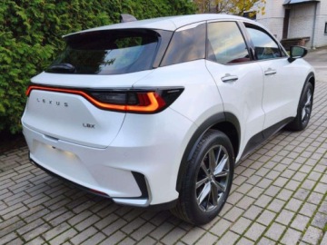 Lexus LBX 1.5 Hybrid 136KM 2025 Od ręki - Elegant 1.5 Hybrid 136KM | Wirtualny kokpit!, zdjęcie 3