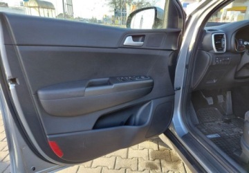 Kia Sportage IV SUV Facelifting 1.6 GDI 132KM 2019 Kia Sportage M SMT1 1.6 GDI 6MT Salon Polska Serwisowany ASO 1.6 Benzyna, zdjęcie 9