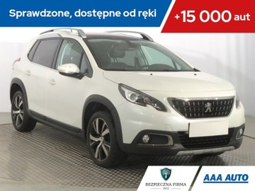 Peugeot 2008 I SUV Facelifting 1.2 PureTech 130KM 2016 Peugeot 2008 1.2 PureTech, Salon Polska, Skóra