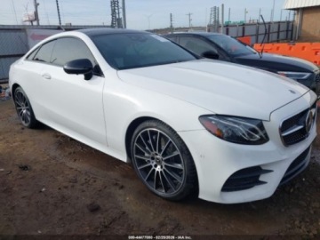 Mercedes Klasa E W213 2020 Mercedes-Benz Klasa E 2020 MERCEDES-BENZ E 450 4MATIC 3.0 Benzyna 362KM, zdjęcie 1