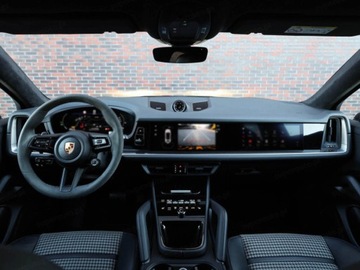 Porsche Cayenne III SUV Facelifting 4.0 474KM 2025 PORSCHE Cayenne Coupe S Suv 4.0 (474KM) 2025, zdjęcie 12