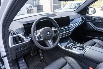 BMW X5 G05 SUV Facelifting 3.0 30d 298KM 2025 BMW X5 xDrive30d Dostępny od ręki!, zdjęcie 8
