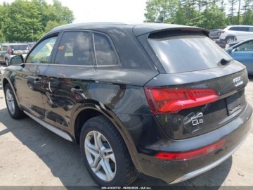 Audi Q5 II SUV 2.0 TFSI 252KM 2018 Audi Q5 2018 AUDI Q5 2.0T PREMIUM2.0T TECH PREMIUM 2.0 Benzyna 252KM, zdjęcie 4