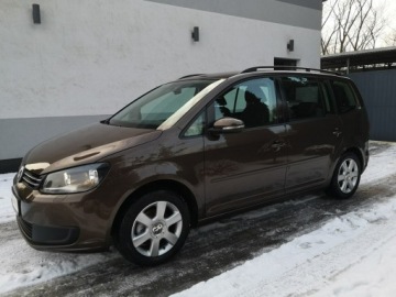 Volkswagen Touran II 1.6 TDI 105KM 2011 Volkswagen Touran 1.6 TDI 105KM Klimatronic, zdjęcie 9