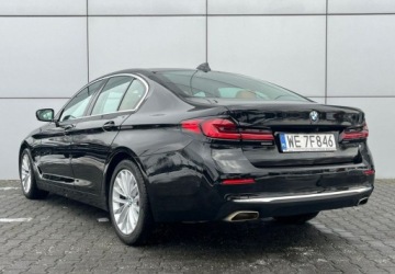 BMW Seria 5 G30-G31 Limuzyna Facelifting 2.0 530i 252KM 2022 BMW Seria 5 xDrive Automat Brazowa Skora Navi Ambiente Kamera FV23, zdjęcie 8