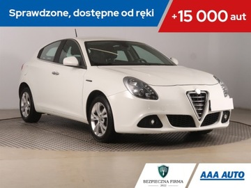 Alfa Romeo Giulietta Nuova II Hatchback 5d 1.6 JTD 16v 105KM 2010 Alfa Romeo Giulietta 1.6 JTDM, Klima, Klimatronic