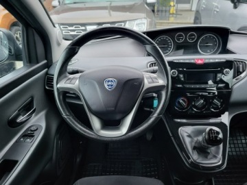 Lancia Ypsilon IV Hatchback 5d 0.9 8v Twin Air 85KM 2012 Lancia Ypsilon Benzyna 85KM, Śliczna,, zdjęcie 22