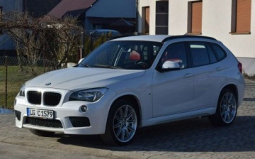 BMW X1 E84 Crossover Facelifting sDrive 20d 184KM 2014 BMW X1 2.0D M-Pakiet Navi Bial Perla 2 KPL Alufelg Sprowadzony 2.0, zdjęcie 2