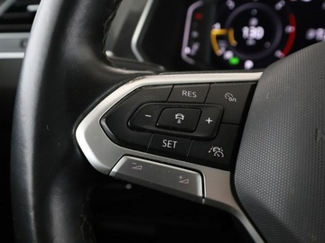 Volkswagen Tiguan Allspace SUV 2.0 TDI 200KM 2021 Volkswagen Tiguan Allspace 7 os. 4x4 DSG full LED, zdjęcie 33