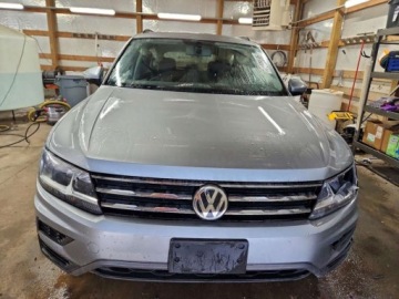 Volkswagen Tiguan II SUV 2.0 TSI 190KM 2020 Volkswagen Tiguan 2020 VOLKSWAGEN TIGUAN SE 2.0 Benzyna 190KM, zdjęcie 4