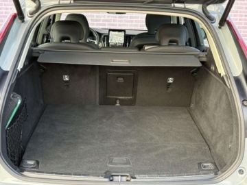 Volvo XC60 II 2026 VOLVO XC60 B5 AWD Ultra Dark Suv 2.0 264KM 2026, zdjęcie 19