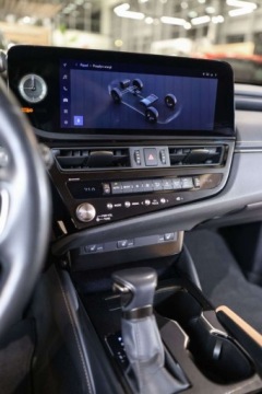 Lexus ES VII (XV70) Sedan Facelifting 300h 218KM 2023 Lexus ES 300h Business Edition 2.5 Hybryda 218KM, zdjęcie 16