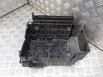 PODSTAWA AKUMULATORA PEUGEOT 1007 9656705880