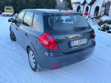 Kia Ceed I 2007 Kia Ceed 1.4 90KM Klima 2x kola 1-reka Gotowy do jazdy 1.4 Benzyna, zdjęcie 17