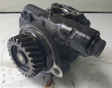 MITSUBISHI PAJERO 2 II 2.8 TD ČERPADLO SERVA