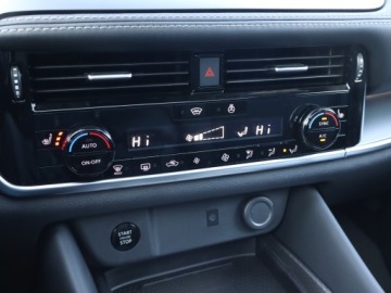 Nissan Qashqai III Crossover Facelifting 1.3 DIG-T MHEV 158KM 2025 Nissan Qashqai 1.3 DIG-T MHEV, 1. Właściciel, zdjęcie 15