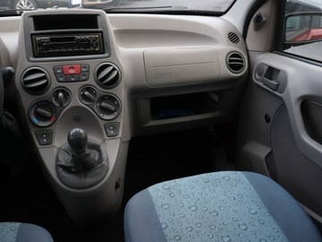 Fiat Panda II Hatchback 5d 1.1 MPI 54KM 2006 Fiat Panda 1.1, Salon Polska, zdjęcie 7